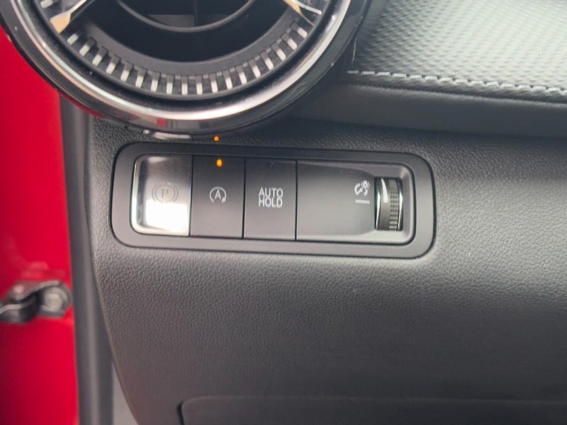 Chevrolet Equinox Vehicle Image 10