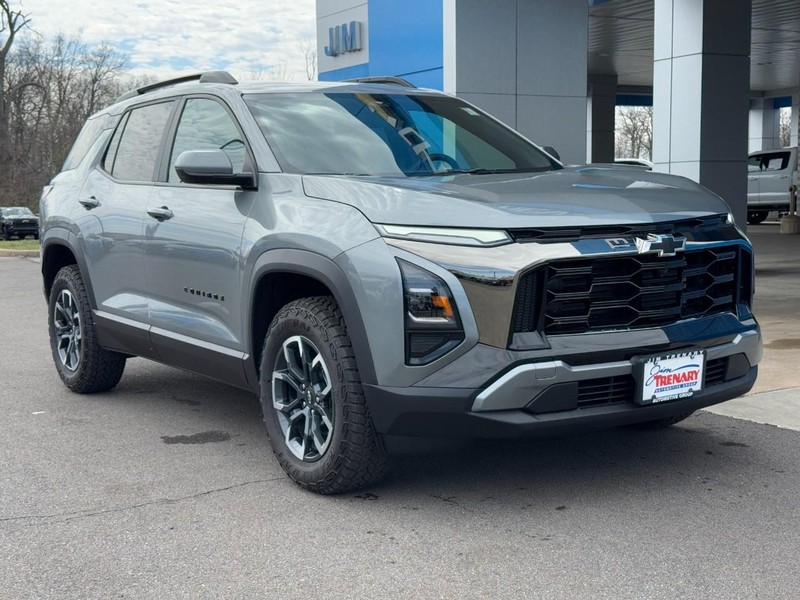 Chevrolet Equinox Vehicle Image 02