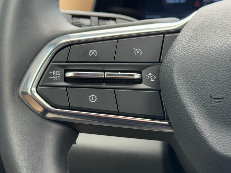 Chevrolet Equinox Vehicle Image 10