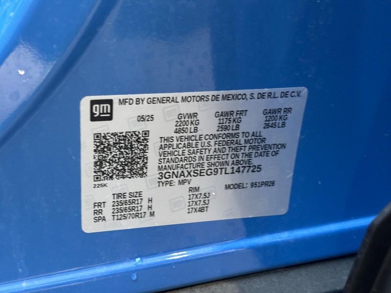 Chevrolet Equinox Vehicle Image 22