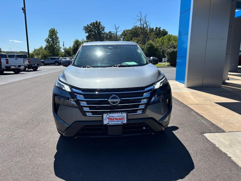 Nissan Rogue Vehicle Image 09