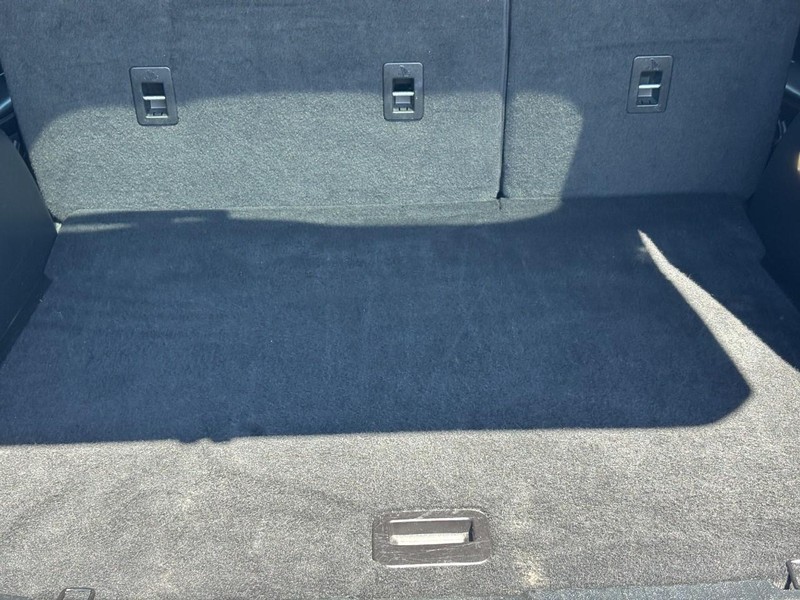 Ford Edge Vehicle Image 04