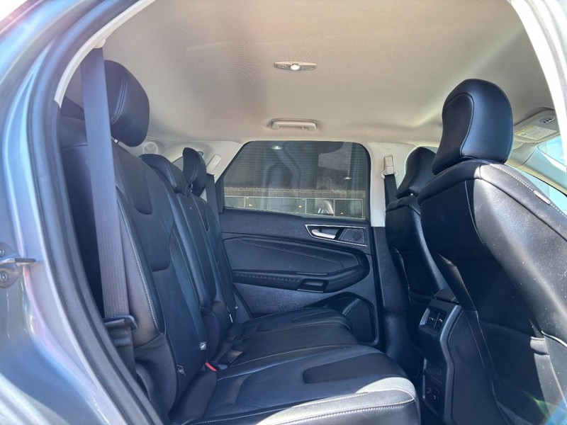 Ford Edge Vehicle Image 10
