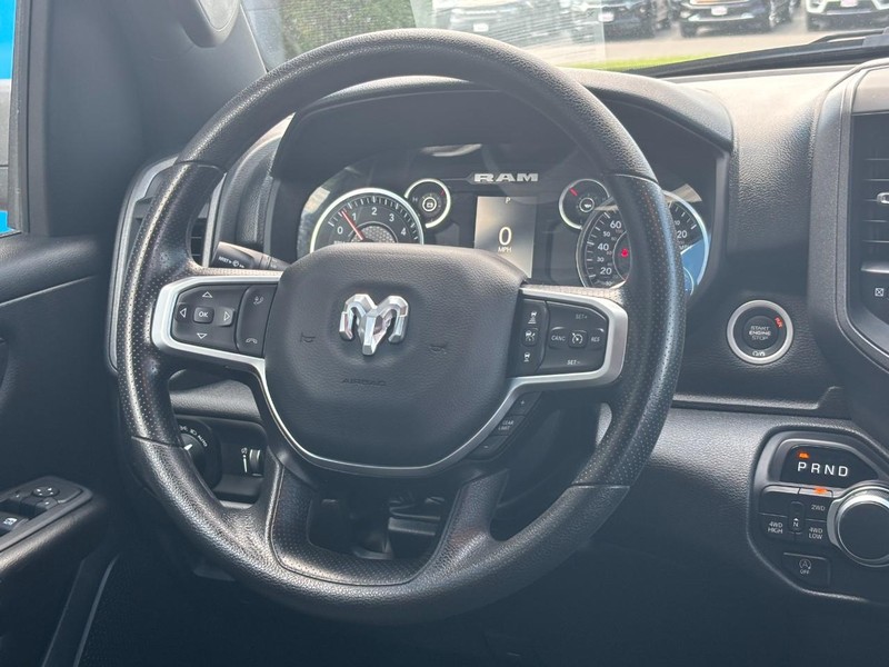 Ram 1500 Vehicle Image 12