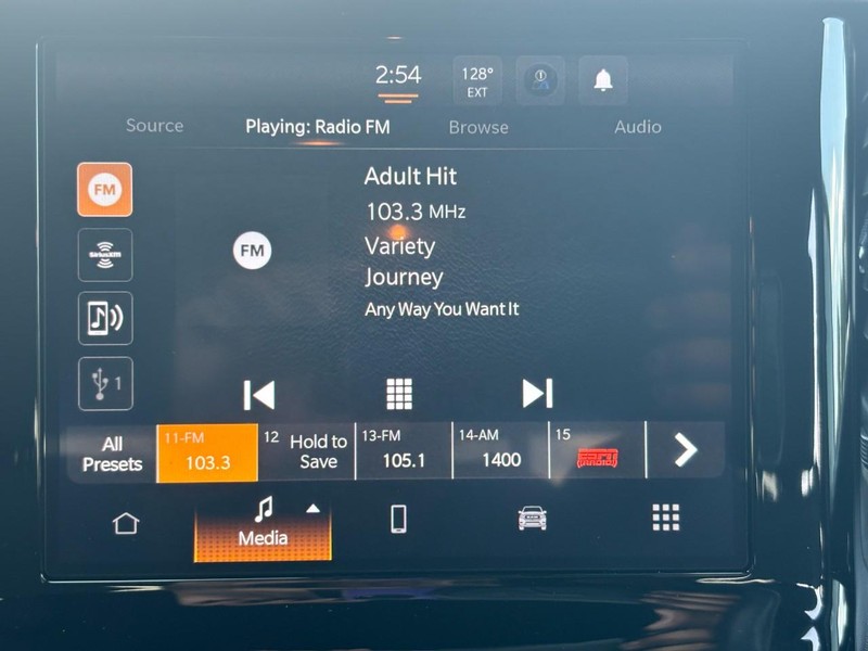 Ram 1500 Vehicle Image 13