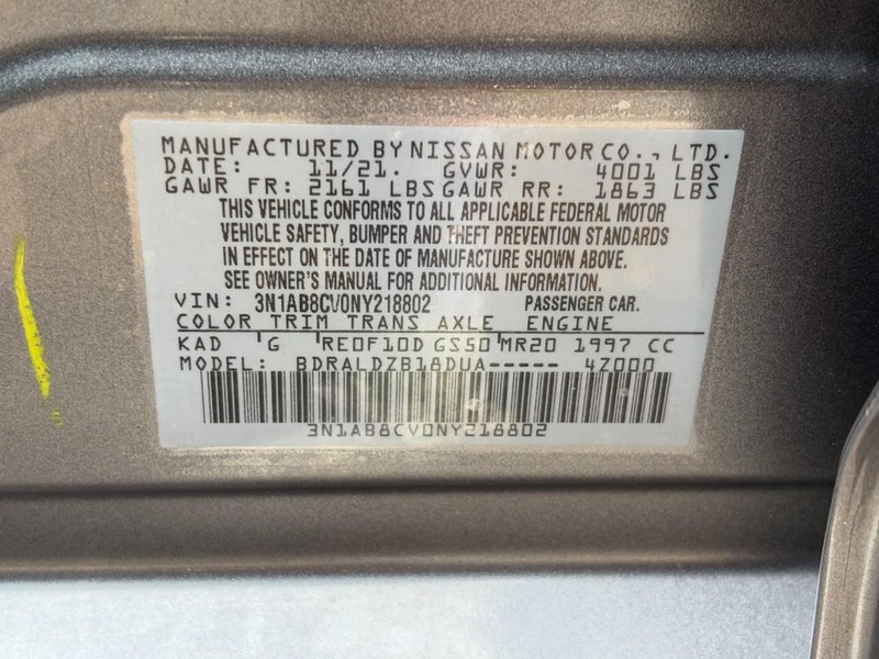 Nissan Sentra Vehicle Image 25