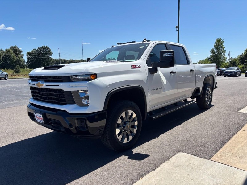 Chevrolet Silverado 2500HD Vehicle Image 08