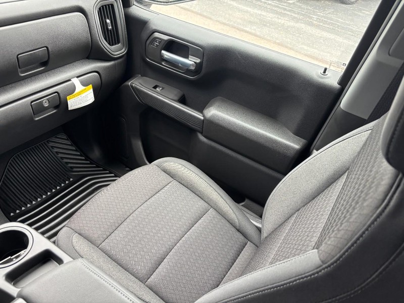 Chevrolet Silverado 1500 Vehicle Image 11