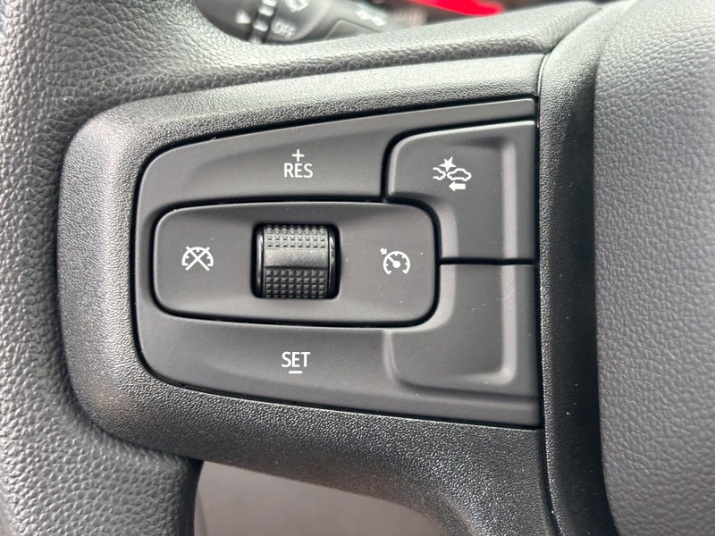 Chevrolet Silverado 1500 Vehicle Image 13