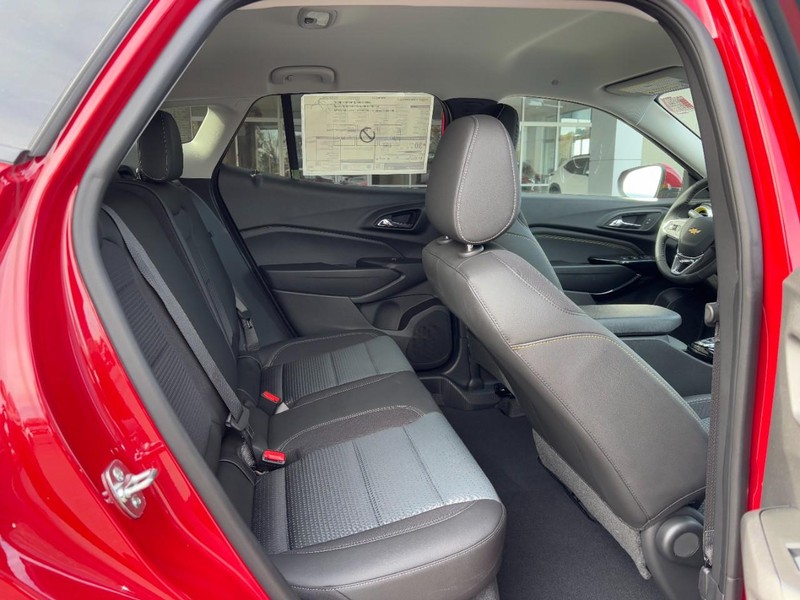 Chevrolet Trax Vehicle Image 05