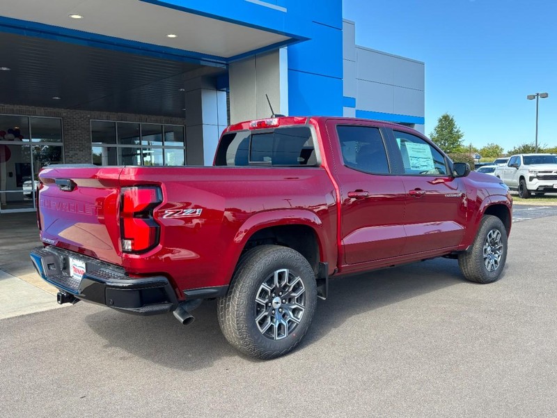 Chevrolet Colorado Vehicle Image 03