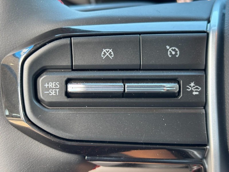 Chevrolet Colorado Vehicle Image 12