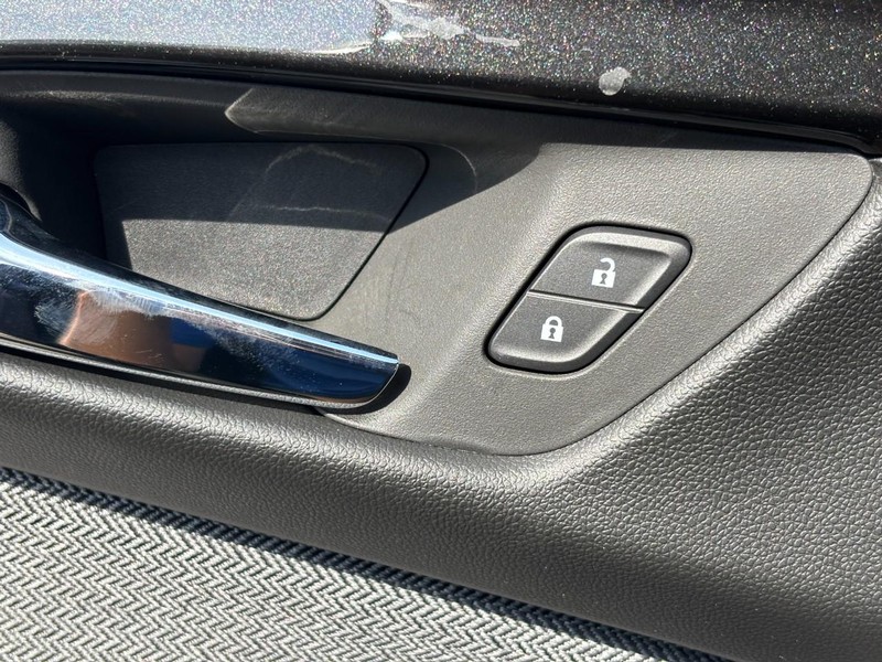 Chevrolet TrailBlazer Vehicle Image 20