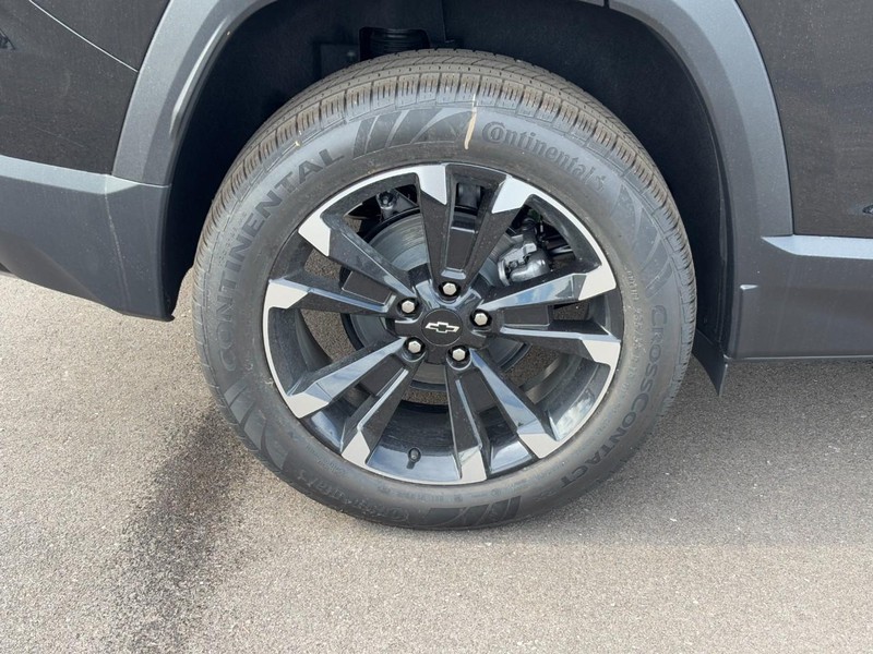 Chevrolet Equinox Vehicle Image 04