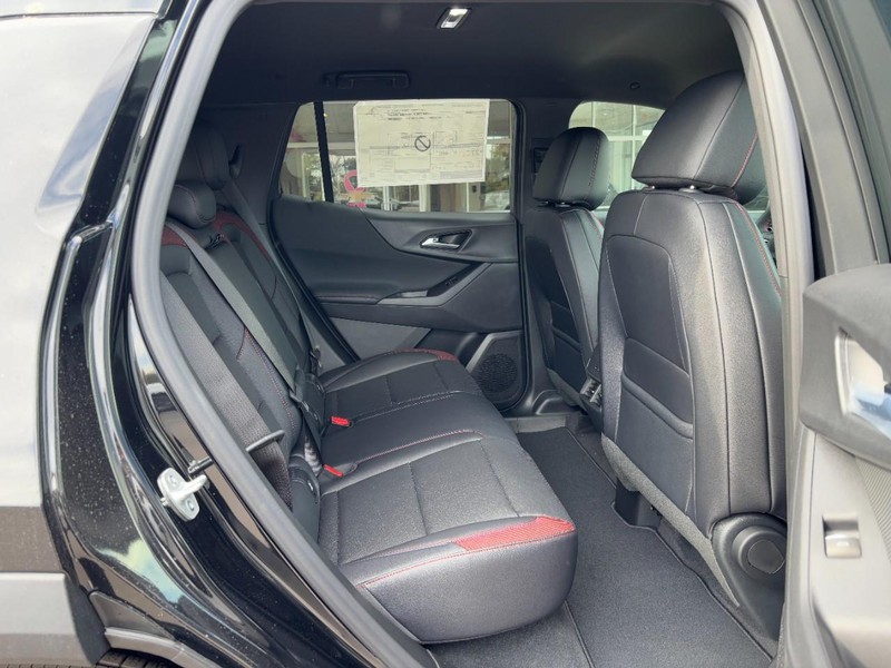 Chevrolet Equinox Vehicle Image 05