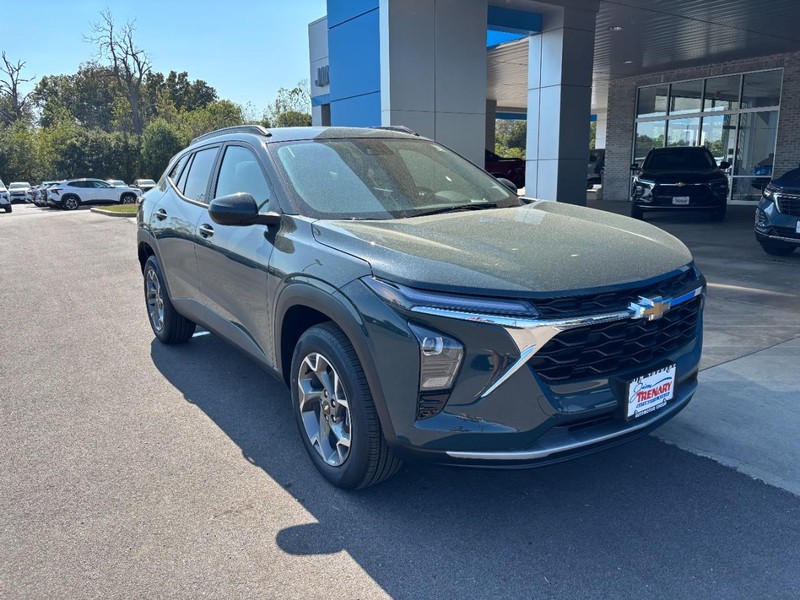 Chevrolet Trax Vehicle Image 02