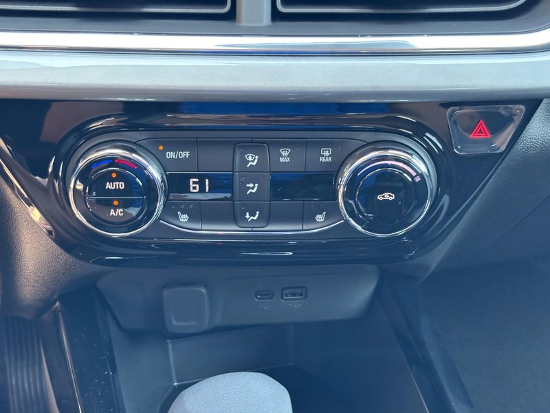 Chevrolet Trax Vehicle Image 18