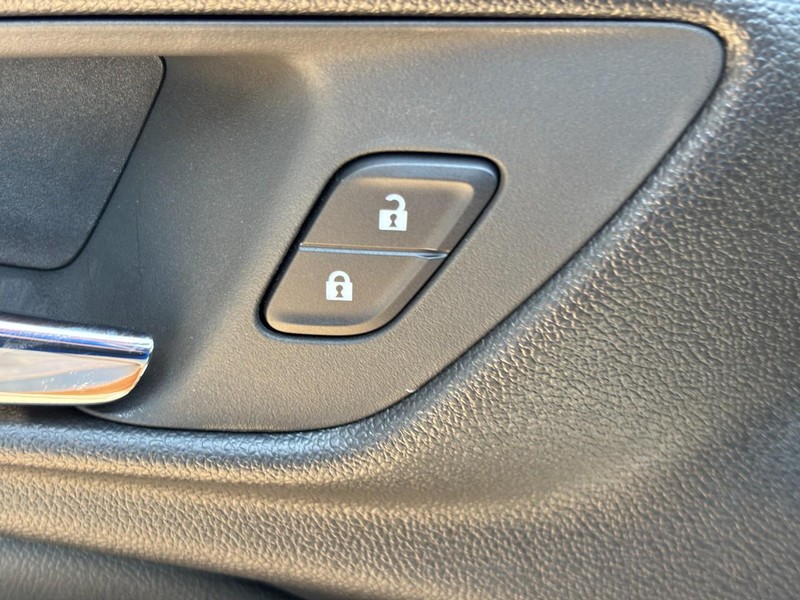 Chevrolet Trax Vehicle Image 20