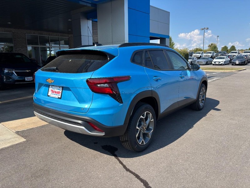Chevrolet Trax Vehicle Image 03