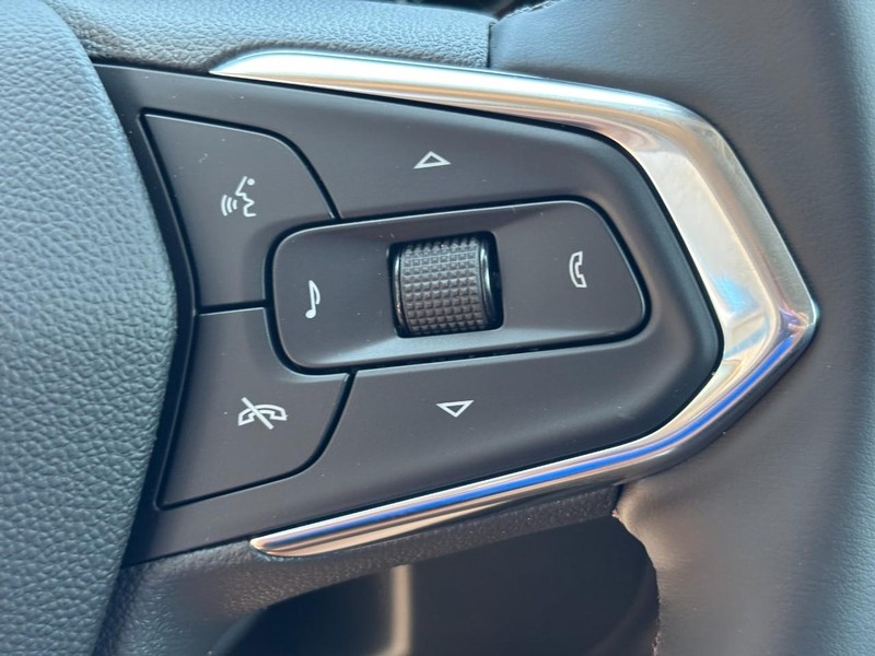 Chevrolet Trax Vehicle Image 14
