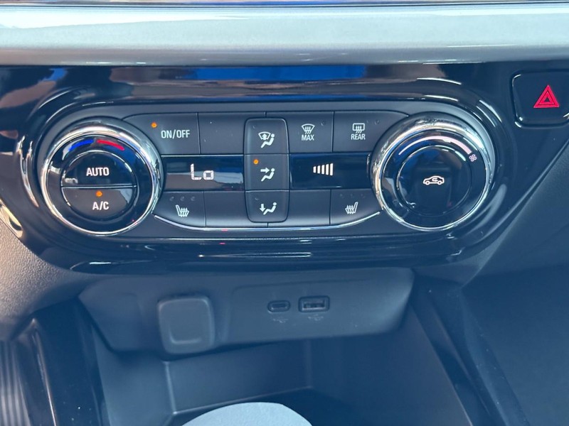Chevrolet Trax Vehicle Image 18