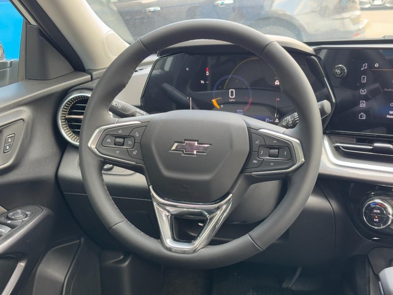 Chevrolet Trax Vehicle Image 07