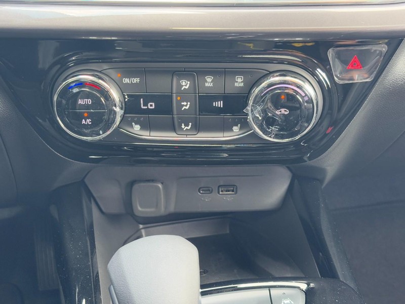 Chevrolet Trax Vehicle Image 10