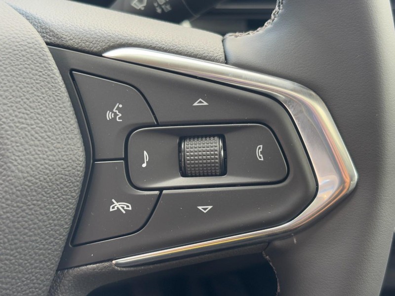 Chevrolet Trax Vehicle Image 14
