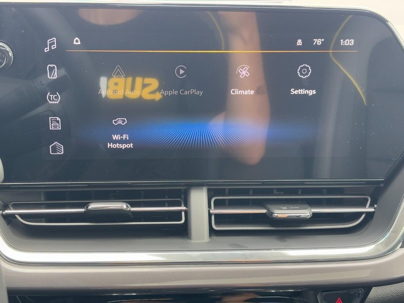 Chevrolet Trax Vehicle Image 16