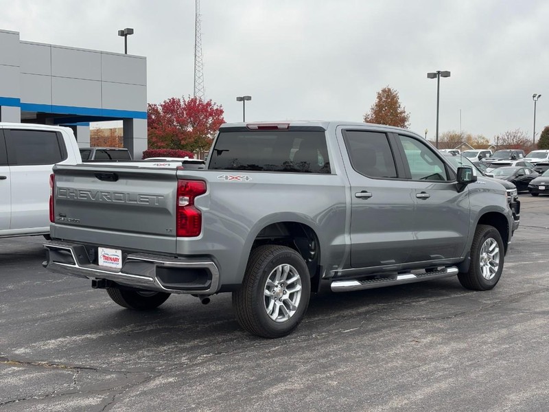 Chevrolet Silverado 1500 Vehicle Image 03