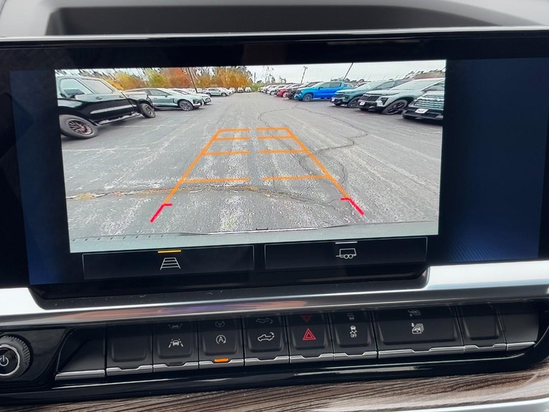 Chevrolet Silverado 1500 Vehicle Image 16