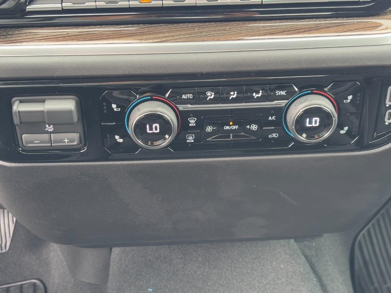 Chevrolet Silverado 1500 Vehicle Image 18