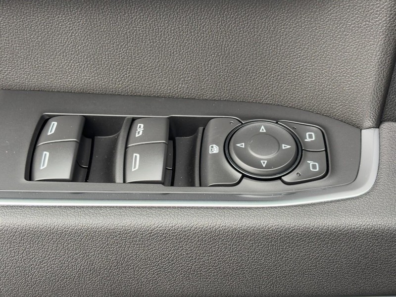 Chevrolet Silverado 1500 Vehicle Image 19