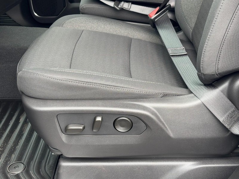 Chevrolet Silverado 1500 Vehicle Image 21