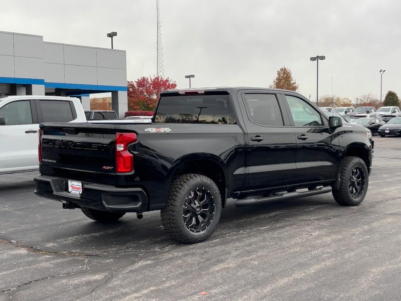 Chevrolet Silverado 1500 Vehicle Image 03