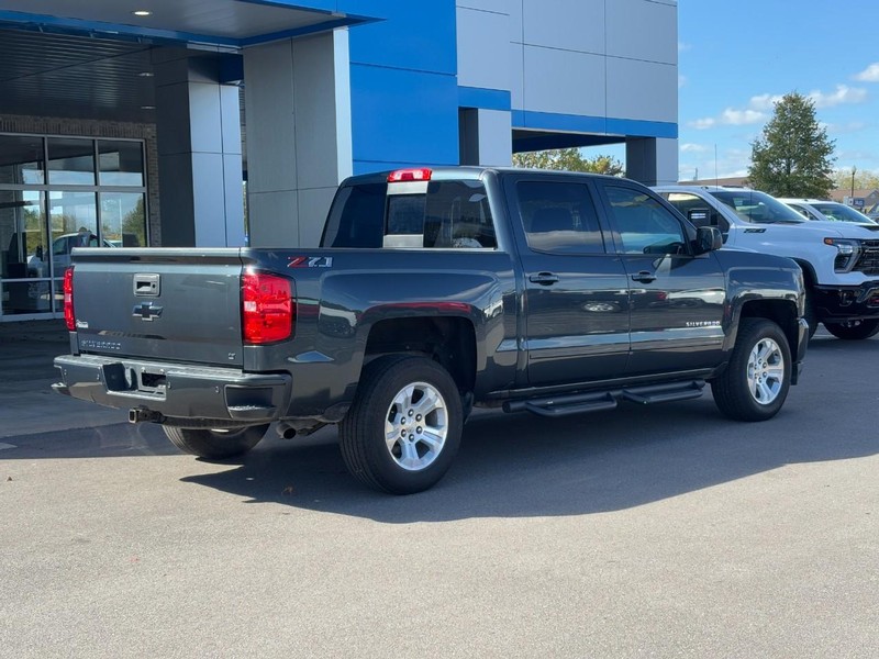 Chevrolet Silverado 1500 Vehicle Image 03