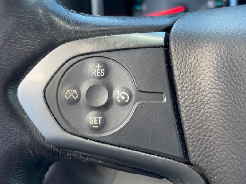 Chevrolet Silverado 1500 Vehicle Image 17