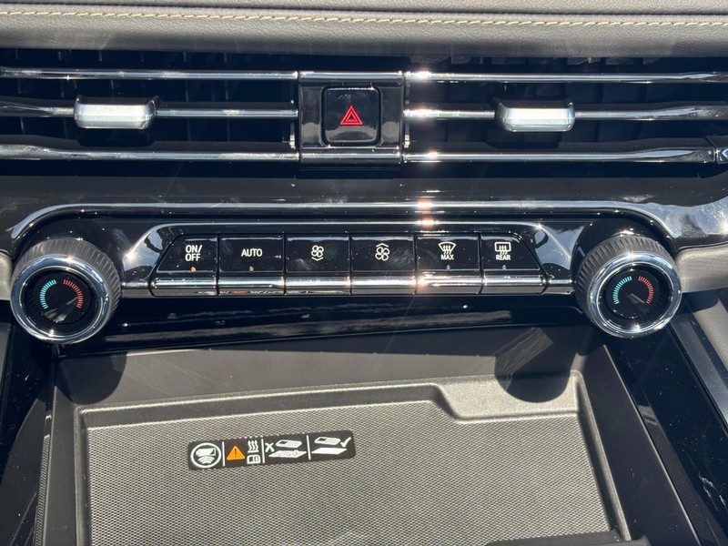 Chevrolet Tahoe Vehicle Image 10