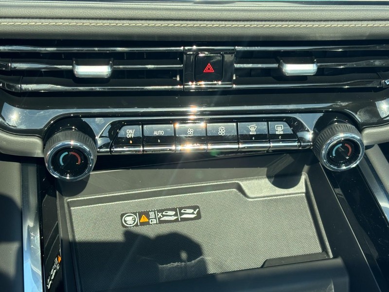 Chevrolet Tahoe Vehicle Image 17