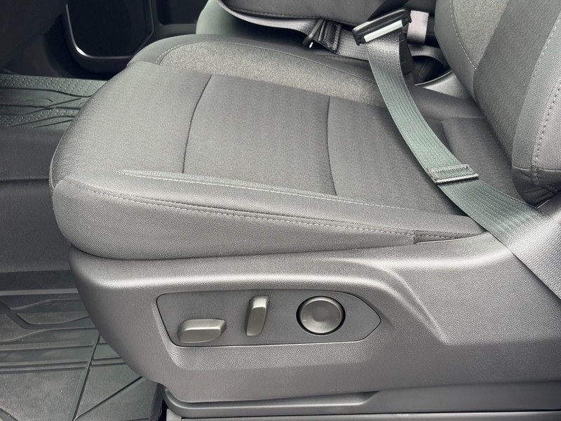 Chevrolet Silverado 1500 Vehicle Image 21