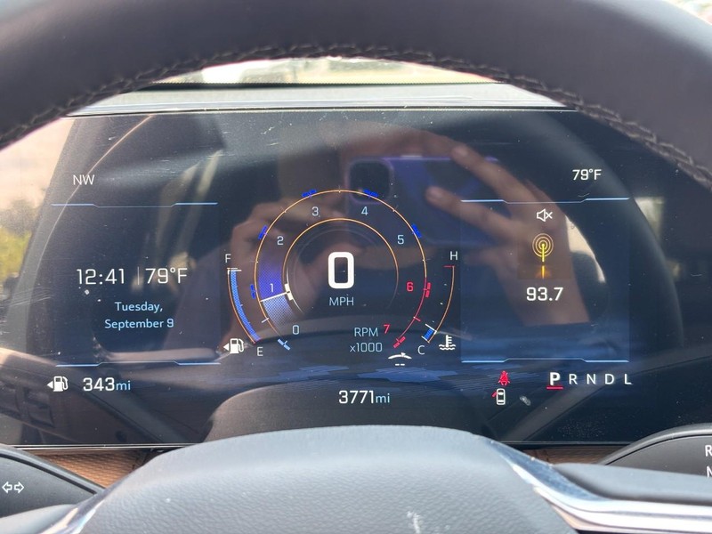 Chevrolet Equinox Vehicle Image 15