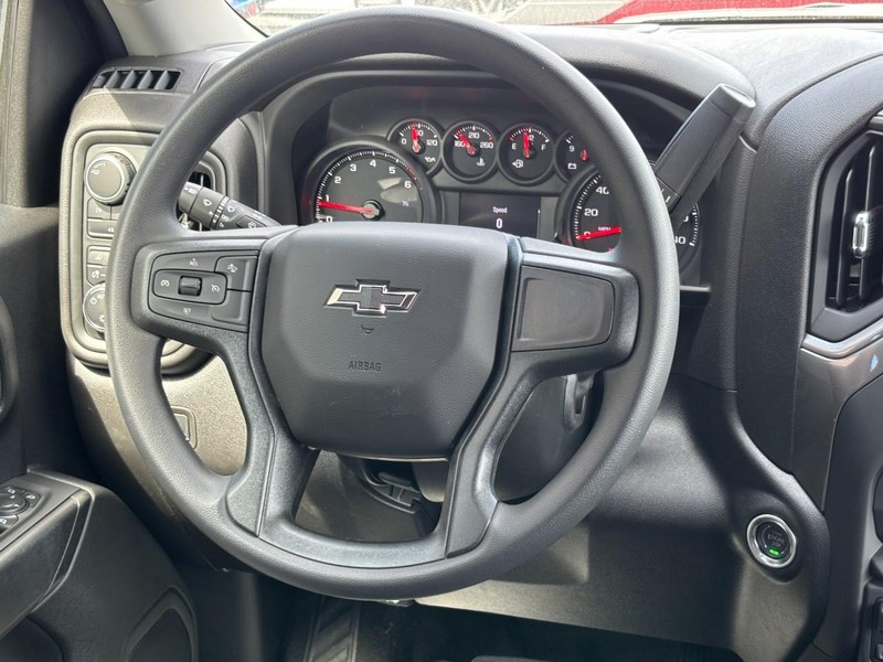Chevrolet Silverado 2500HD Vehicle Image 07