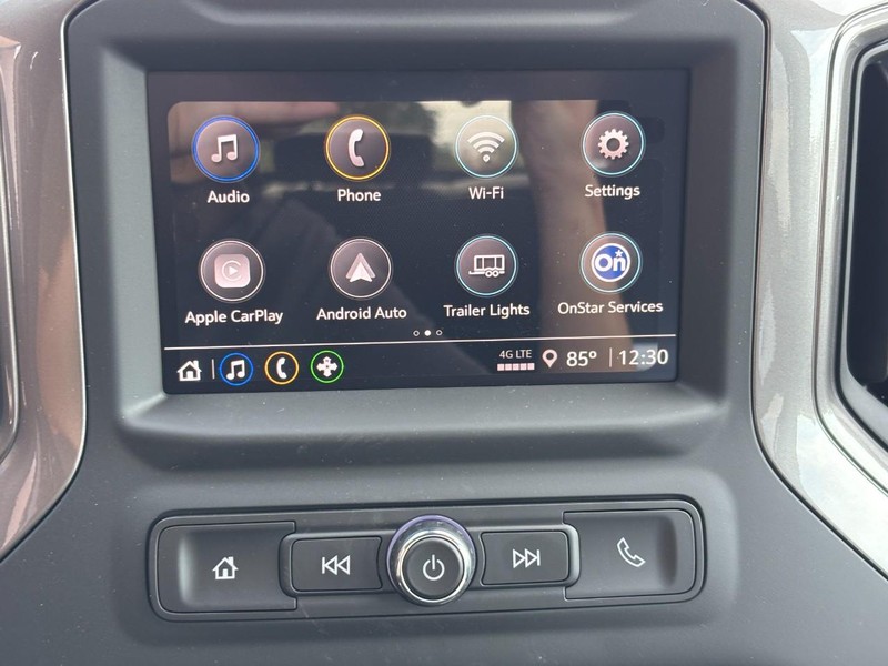 Chevrolet Silverado 2500HD Vehicle Image 15