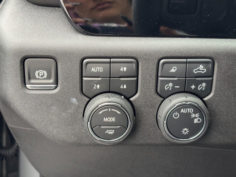 Chevrolet Silverado 1500 Vehicle Image 11