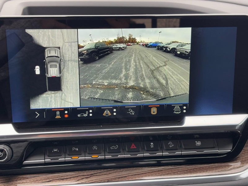 Chevrolet Silverado 1500 Vehicle Image 16