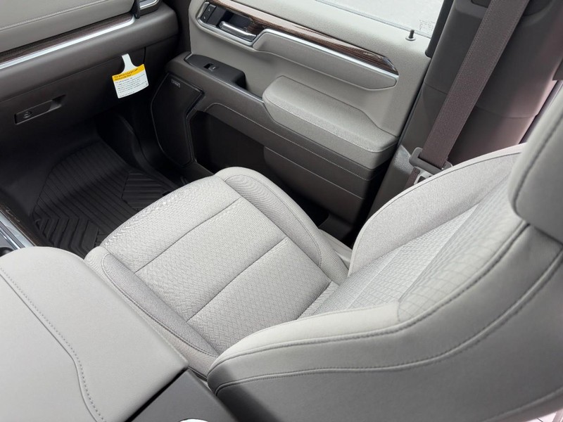 Chevrolet Silverado 1500 Vehicle Image 10