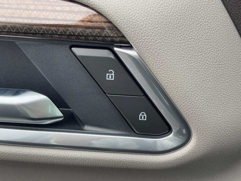 Chevrolet Silverado 1500 Vehicle Image 20