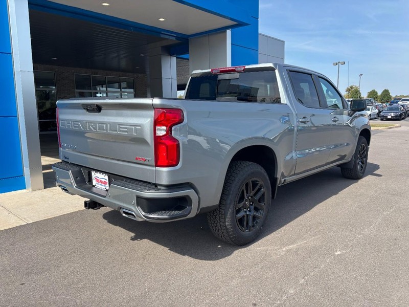 Chevrolet Silverado 1500 Vehicle Image 03