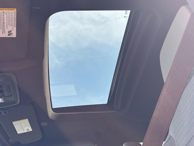 Chevrolet Silverado 1500 Vehicle Image 23
