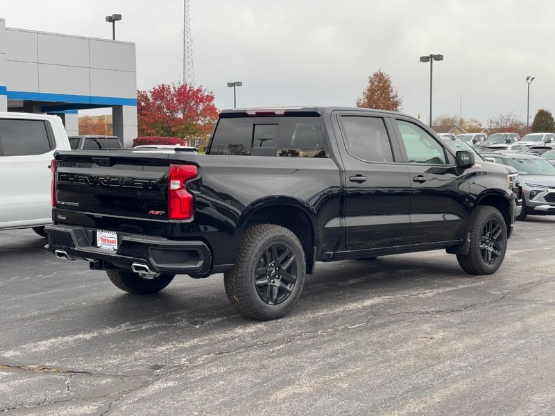 Chevrolet Silverado 1500 Vehicle Image 03